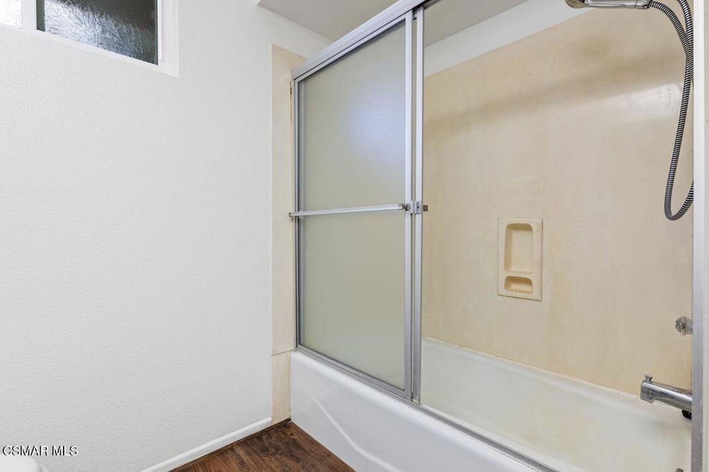 5523 Ember Court Property Photo 27