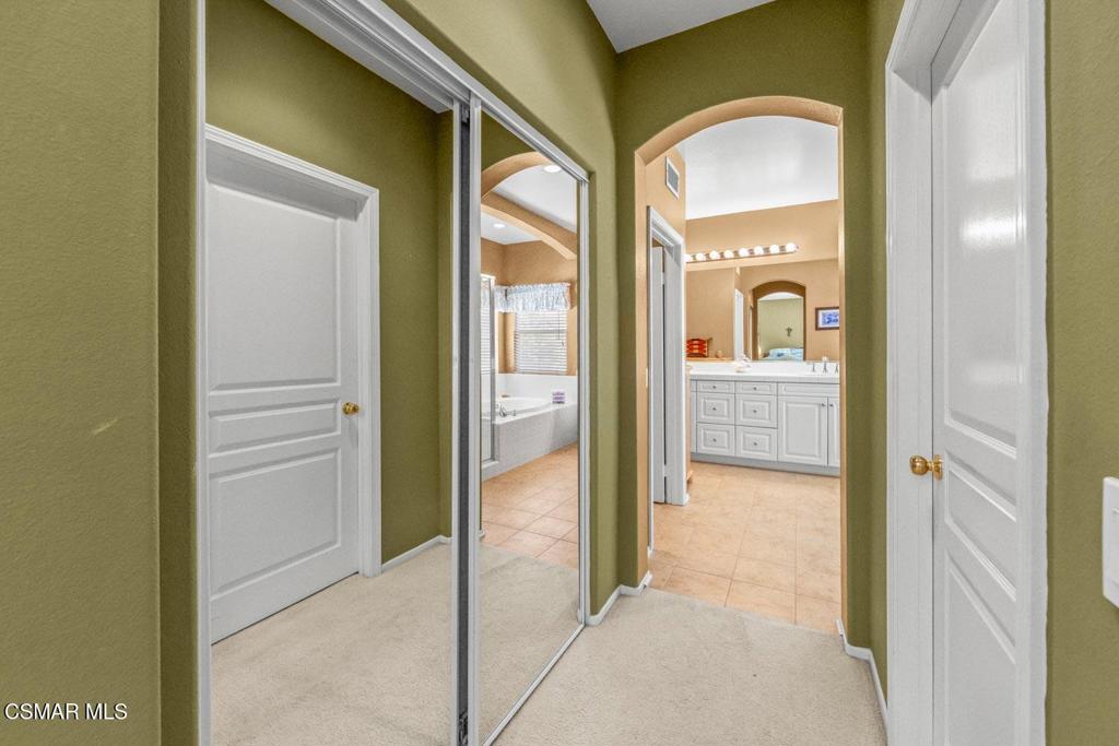 239 Chantilly Circle Property Photo 17