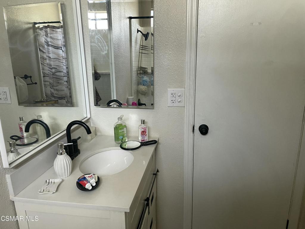 17 Via Rosal Property Photo 9