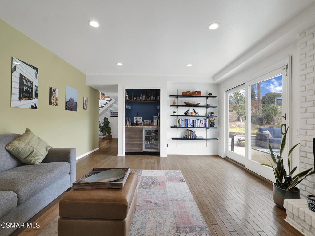 690 Valley Vista Drive Property Photo 13