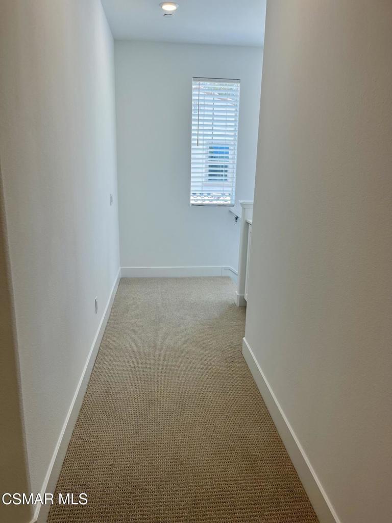 740 Edward Scholle Drive Property Photo 12