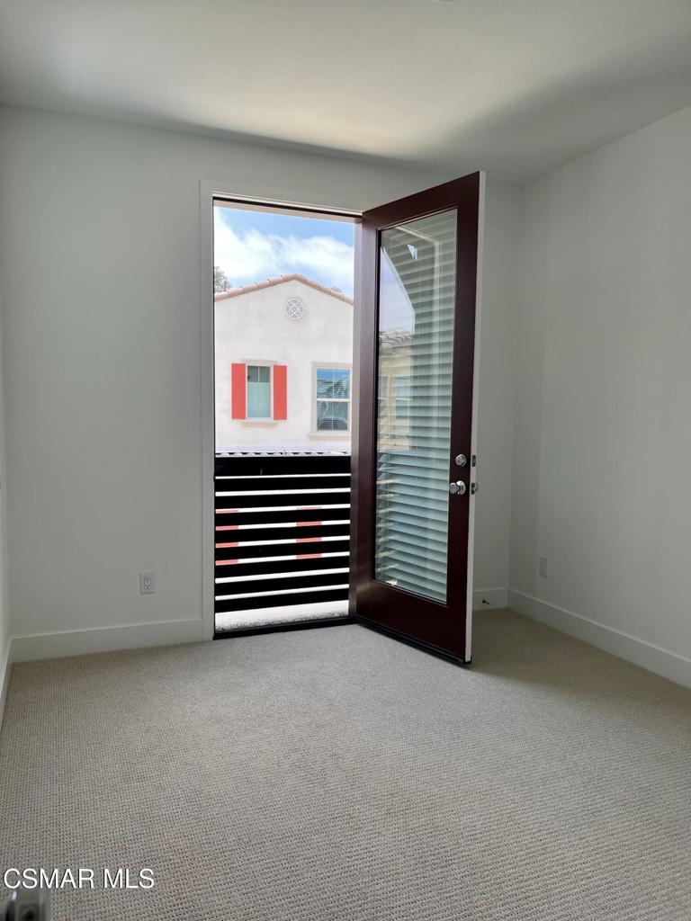 740 Edward Scholle Drive Property Photo 22