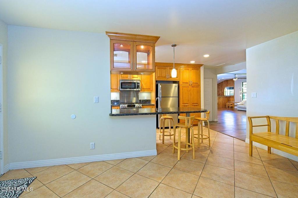 10041 Oso Avenue Property Photo 10