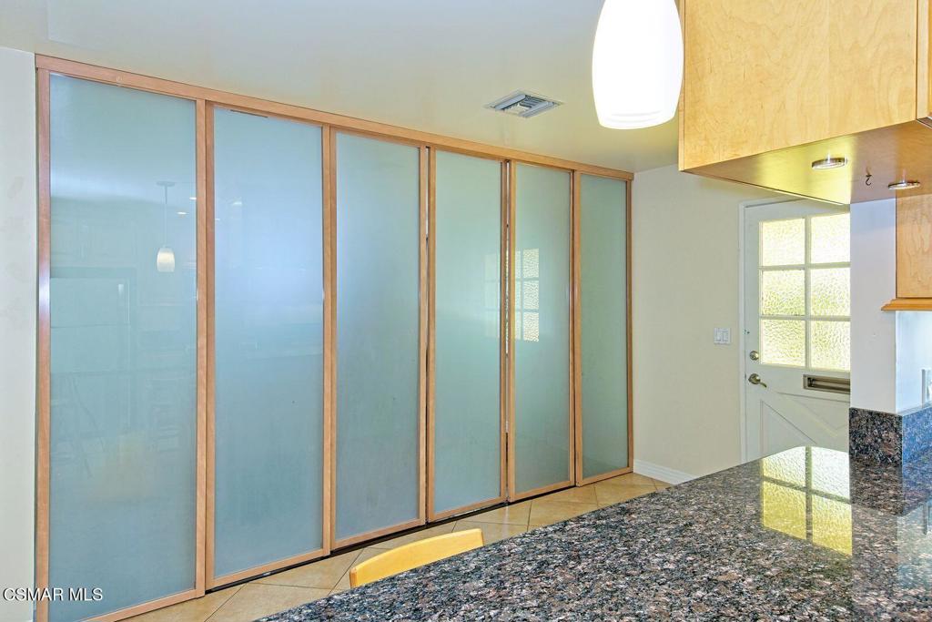 10041 Oso Avenue Property Photo 17