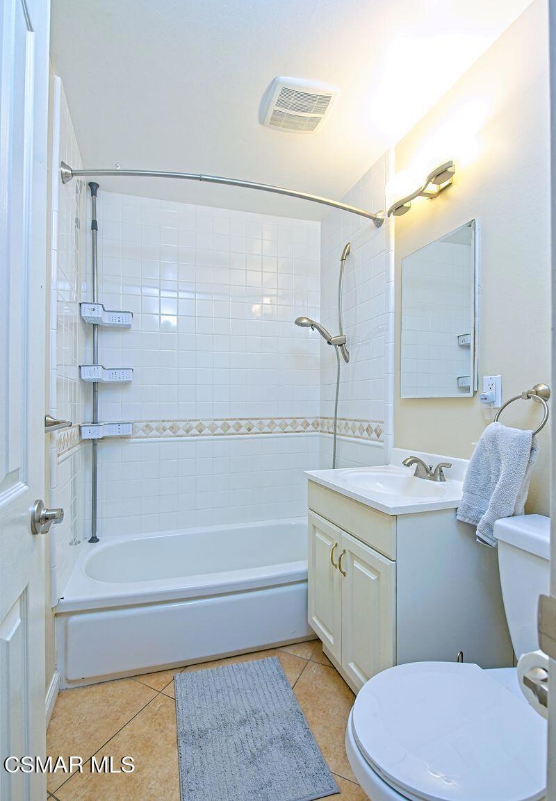 10041 Oso Avenue Property Photo 18