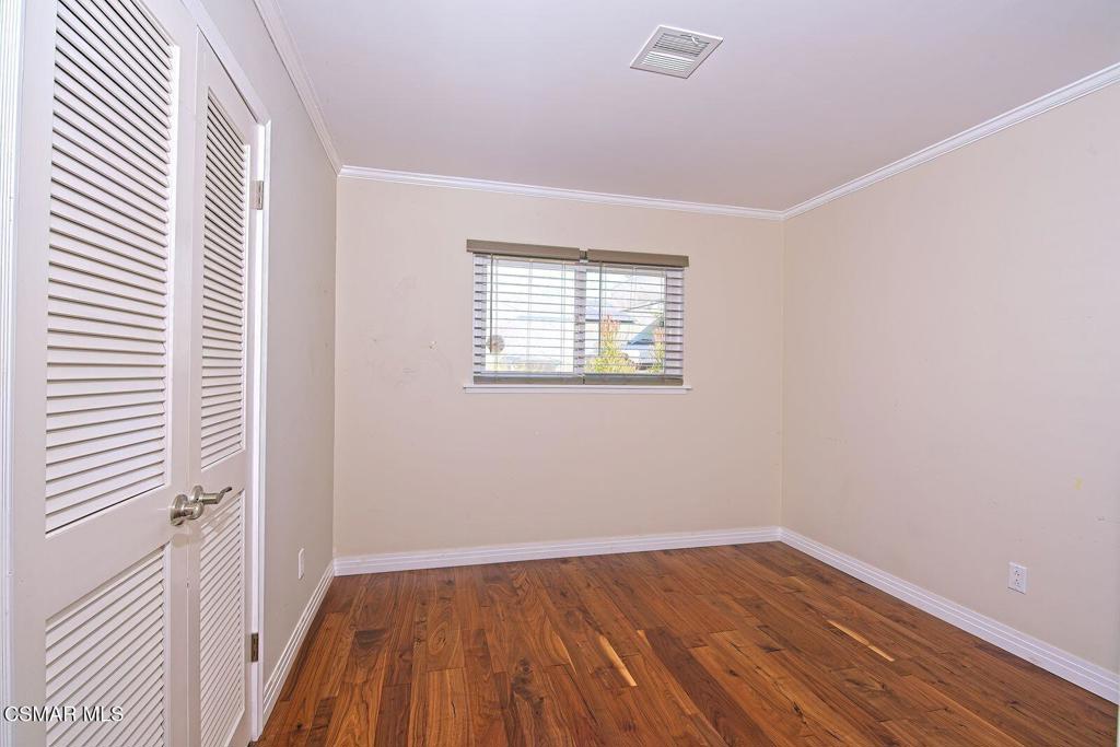 10041 Oso Avenue Property Photo 19