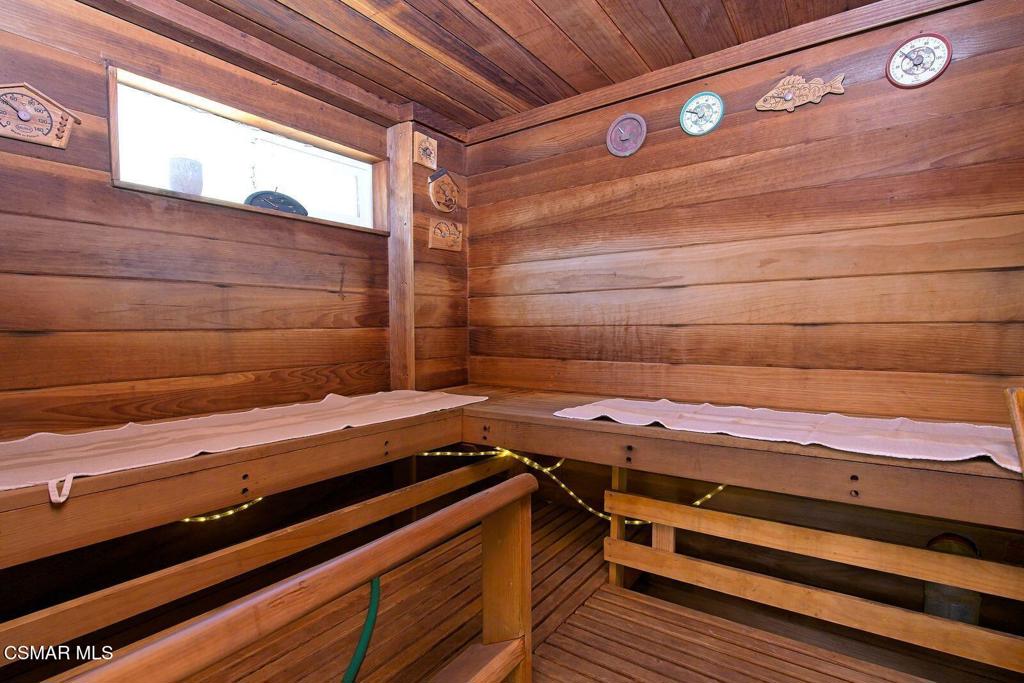 10041 Oso Avenue Property Photo 29