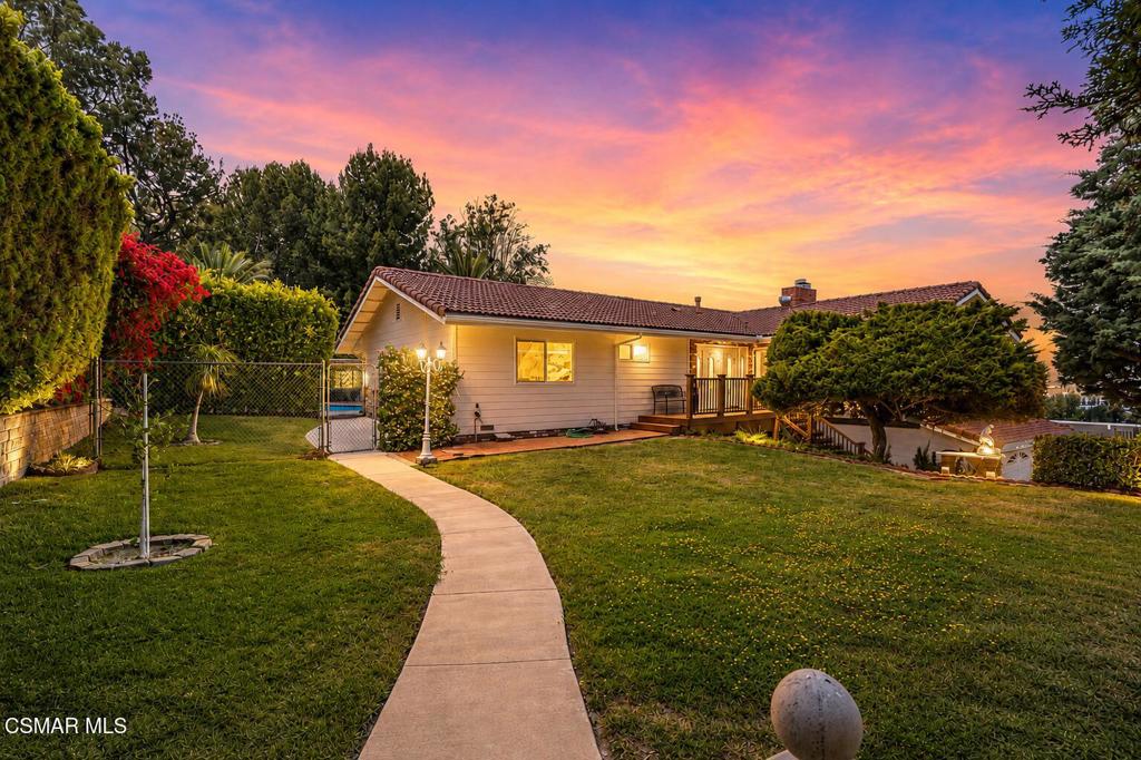 22109 Gresham Street Property Photo 2