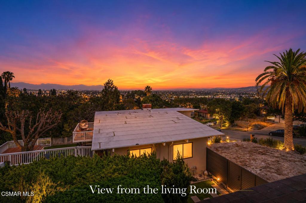 22109 Gresham Street Property Photo 3