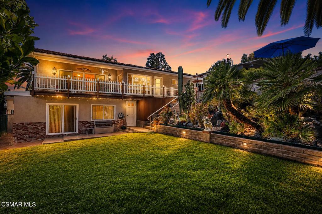 22109 Gresham Street Property Photo 4