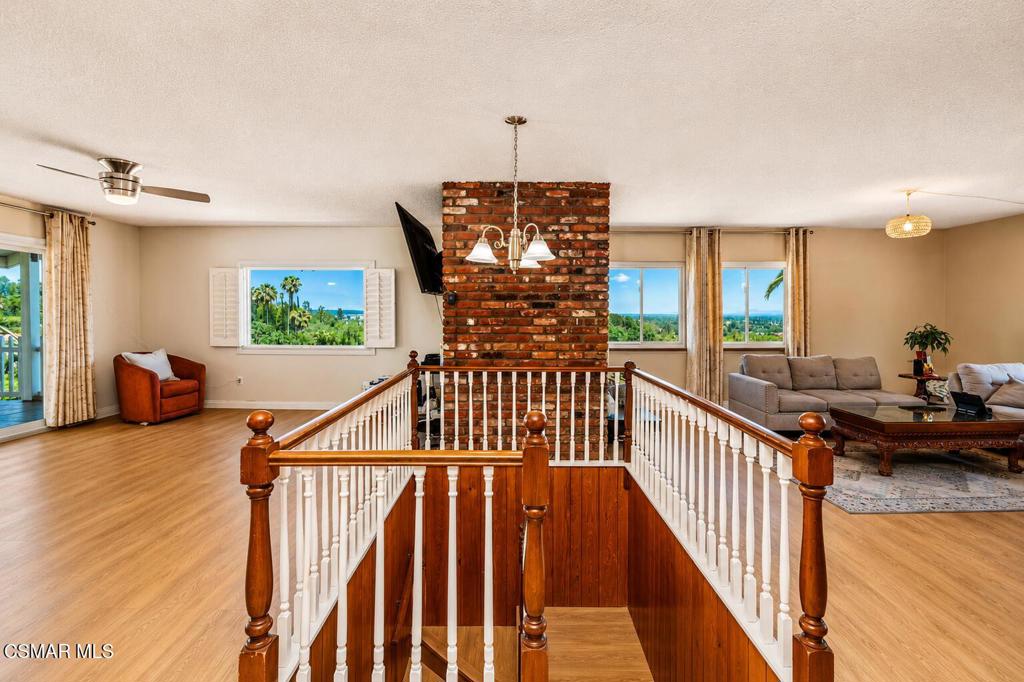 22109 Gresham Street Property Photo 5