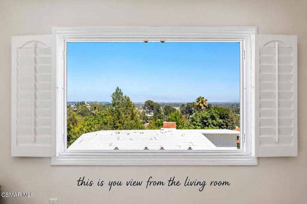 22109 Gresham Street Property Photo 8