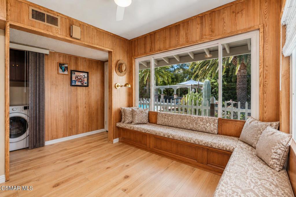 22109 Gresham Street Property Photo 12