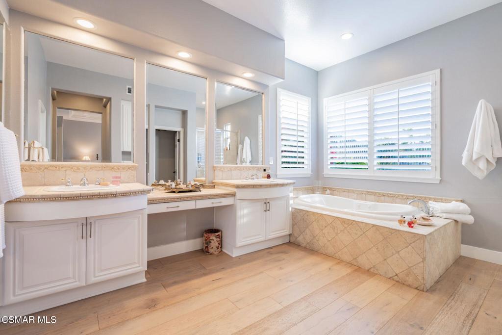 5445 Via Nicola Property Photo 13