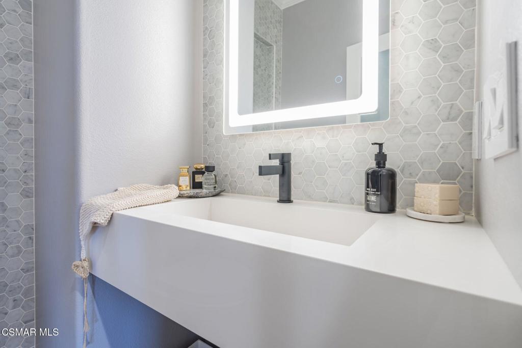 5445 Via Nicola Property Photo 19