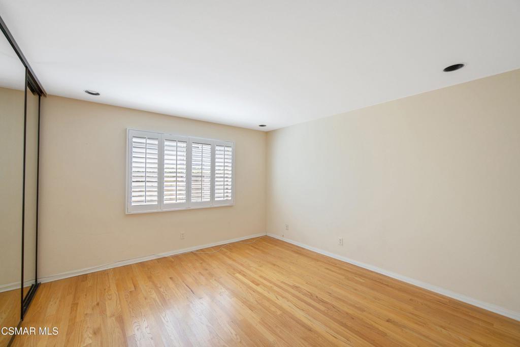5490 Wembly Avenue Property Photo 20