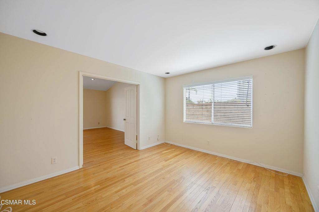 5490 Wembly Avenue Property Photo 23