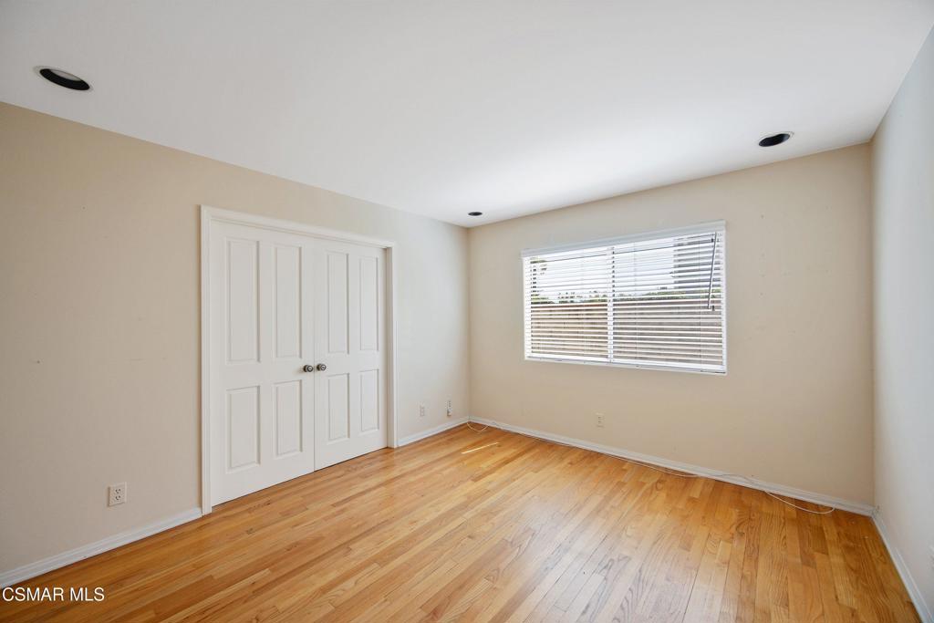 5490 Wembly Avenue Property Photo 25