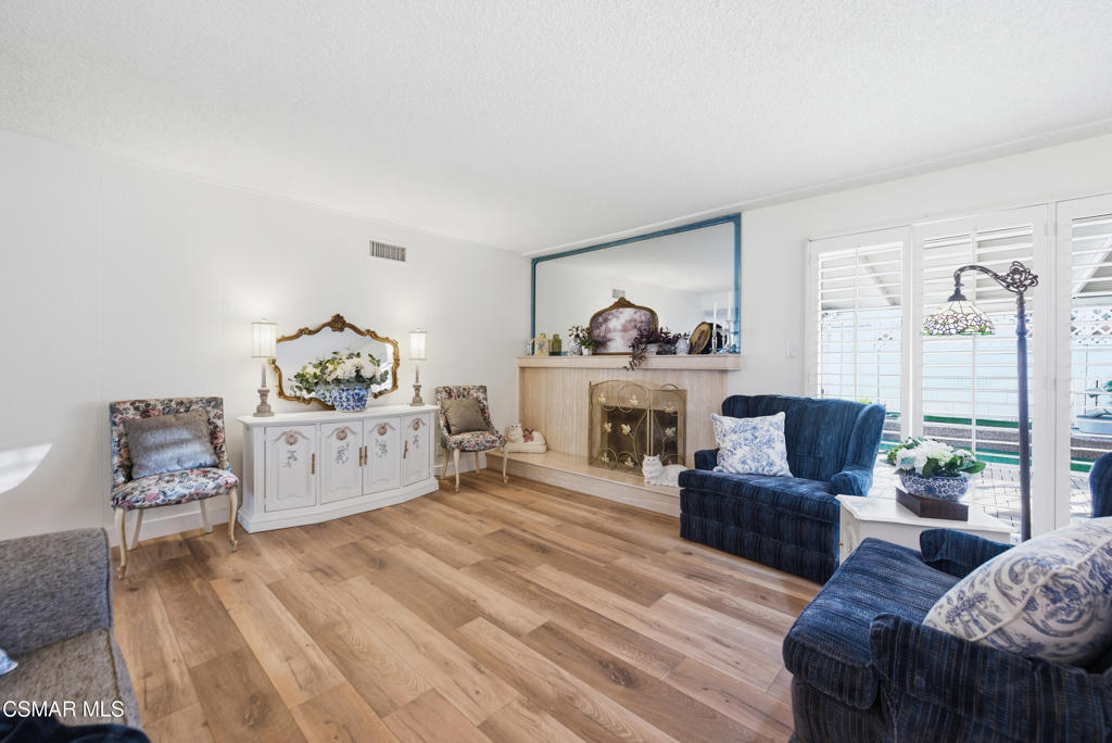 2265 Shreve Avenue Property Photo 4