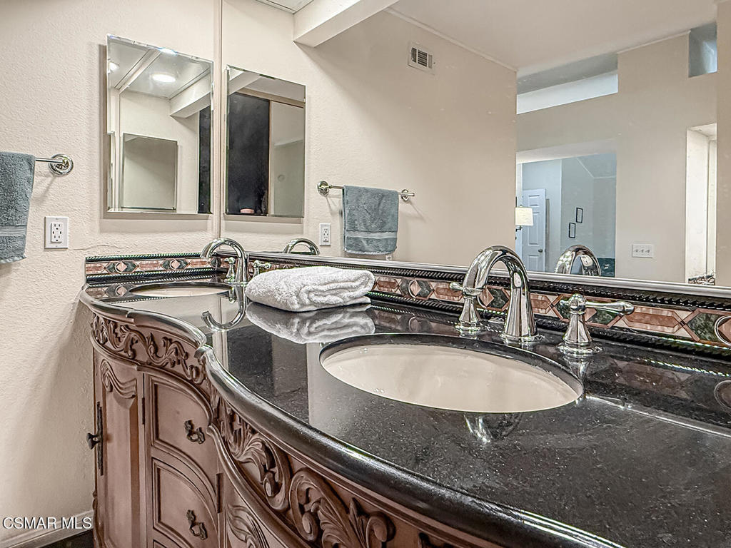 2111 Peak Place Property Photo 42