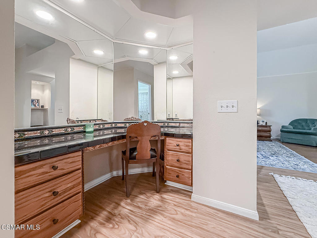 2111 Peak Place Property Photo 43