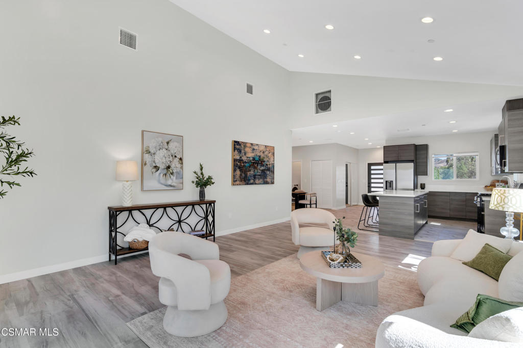 955 Brossard Drive Property Photo 17