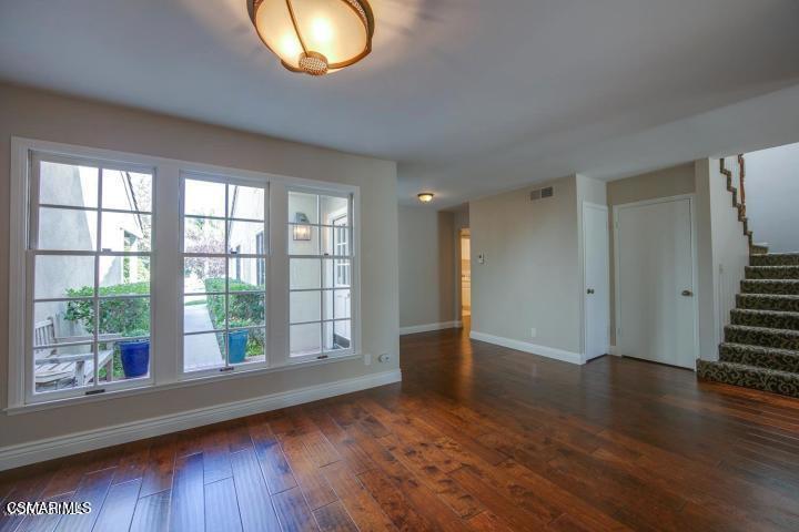 3046 Winding Lane Property Photo 6