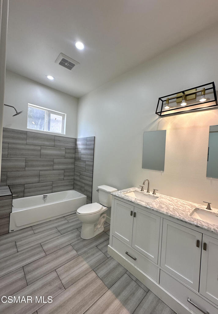 226002818 Property Photo 11