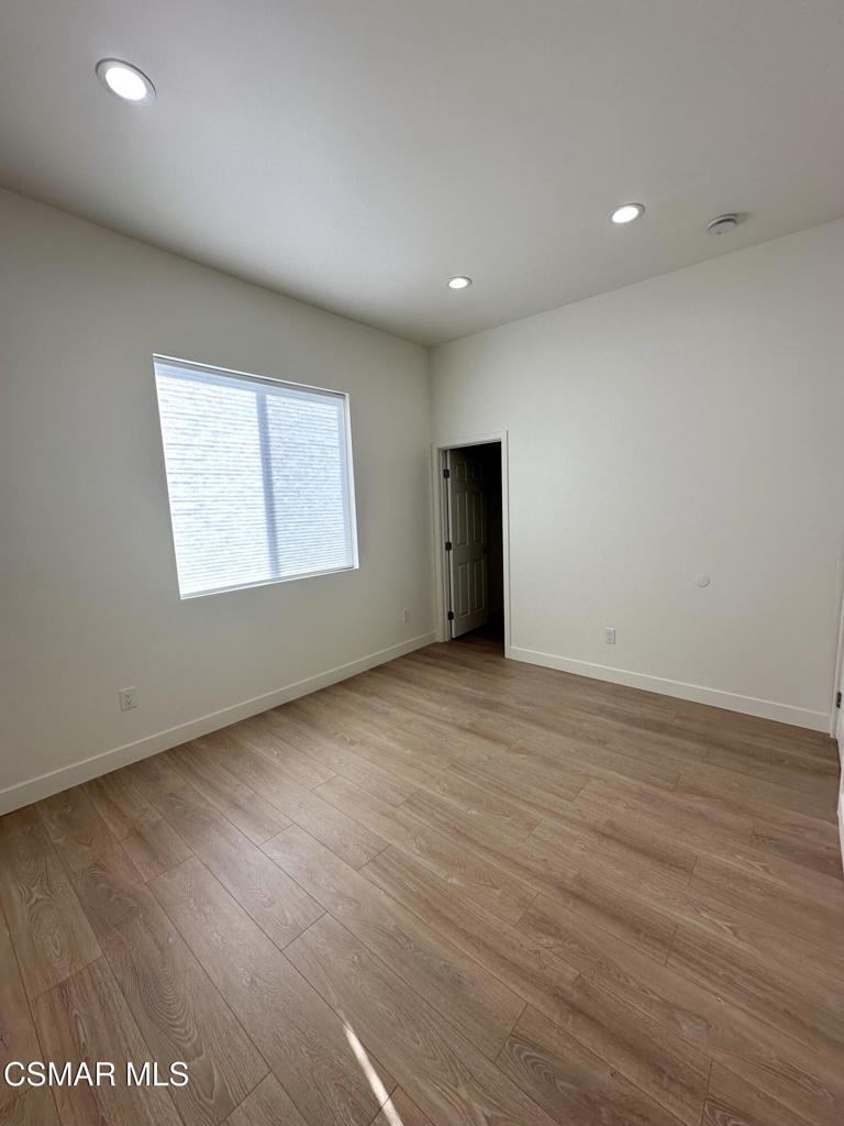 226002818 Property Photo 13