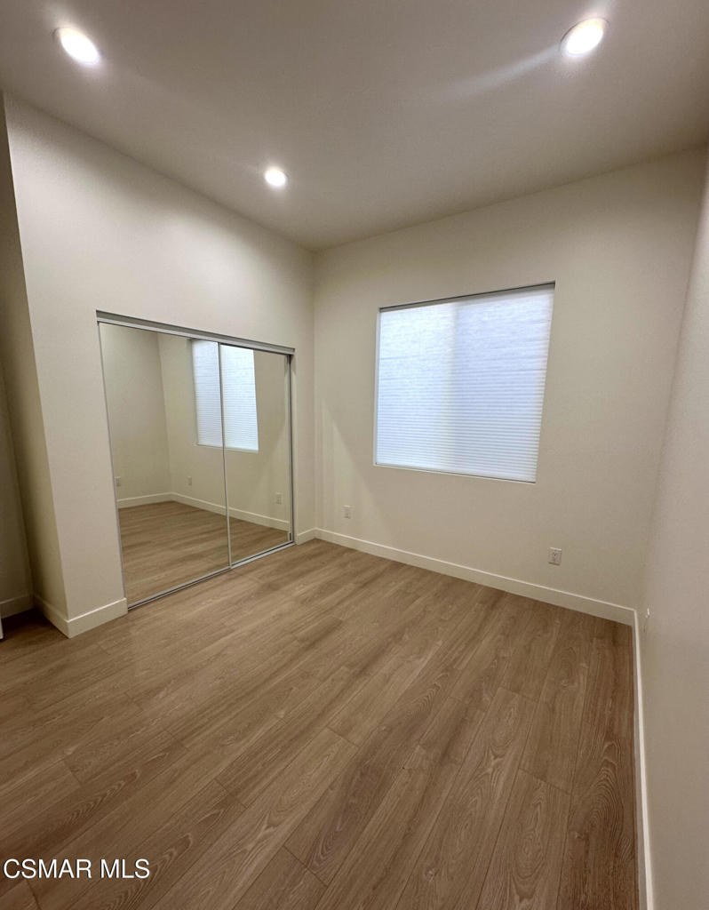 226002818 Property Photo 18