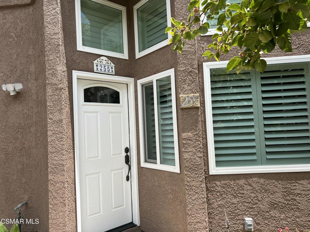 255 Skyline Drive Property Photo 1