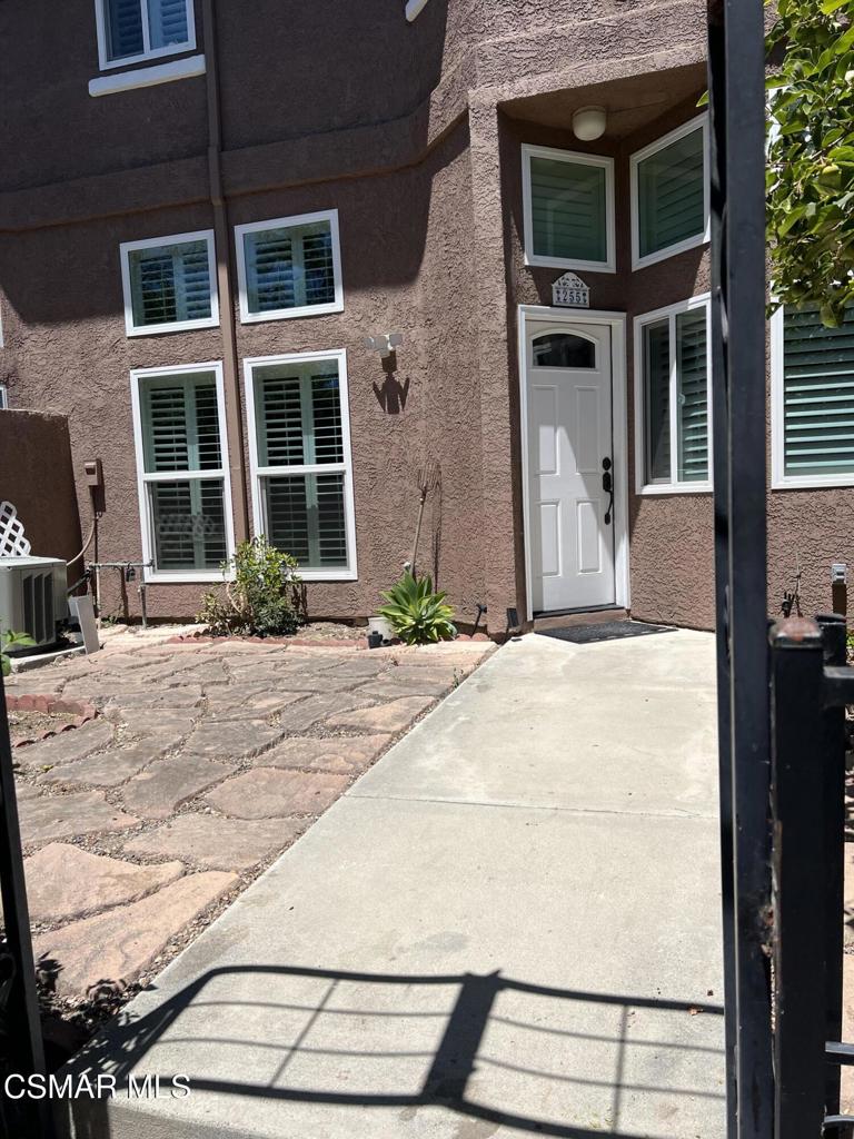 255 Skyline Drive Property Photo 2