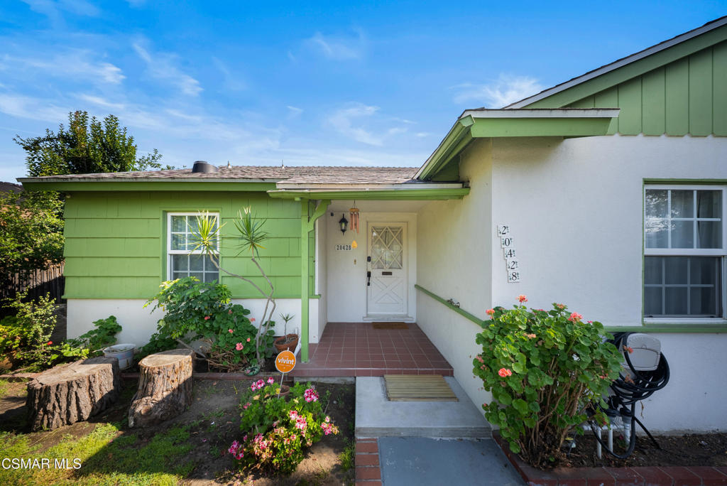20428 Roscoe Boulevard Property Photo 3