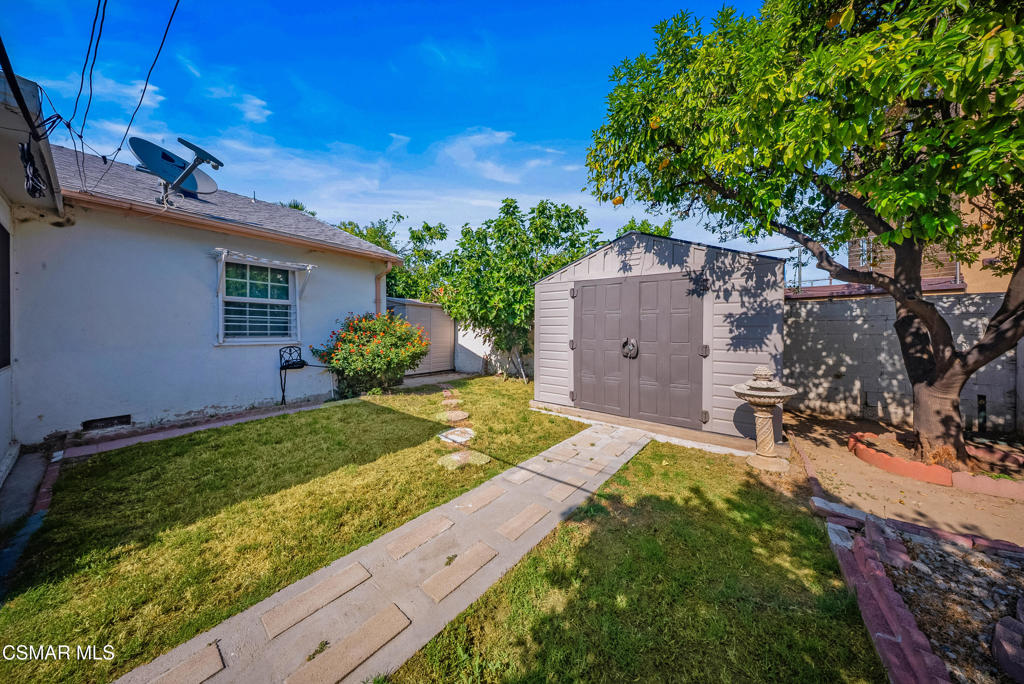 20428 Roscoe Boulevard Property Photo 29