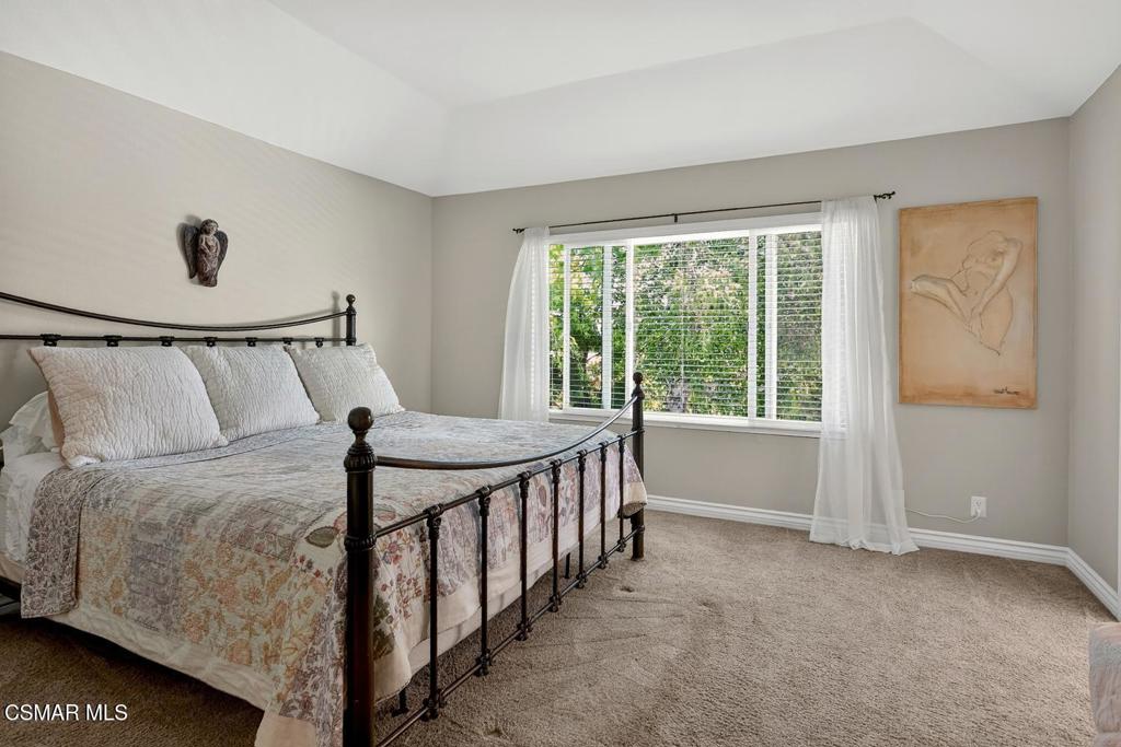 907 Sagebrush Place Property Photo 4