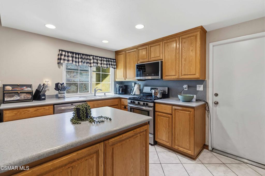 246 Hermes Street Property Photo 11