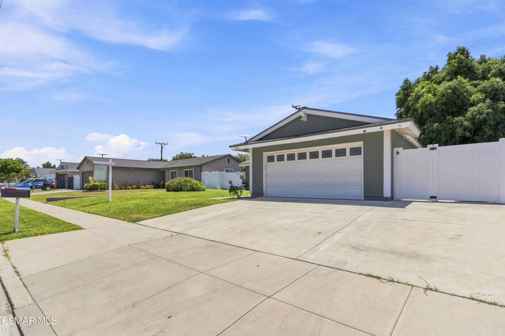 246 Hermes Street Property Photo 34