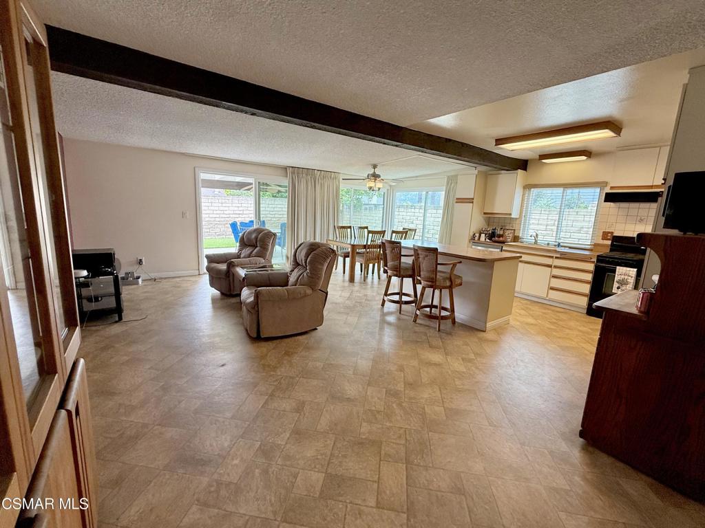2392 Alscot Avenue Property Photo 4