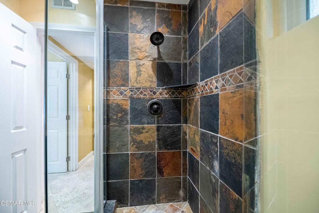 5533 Modena Place Property Photo 27