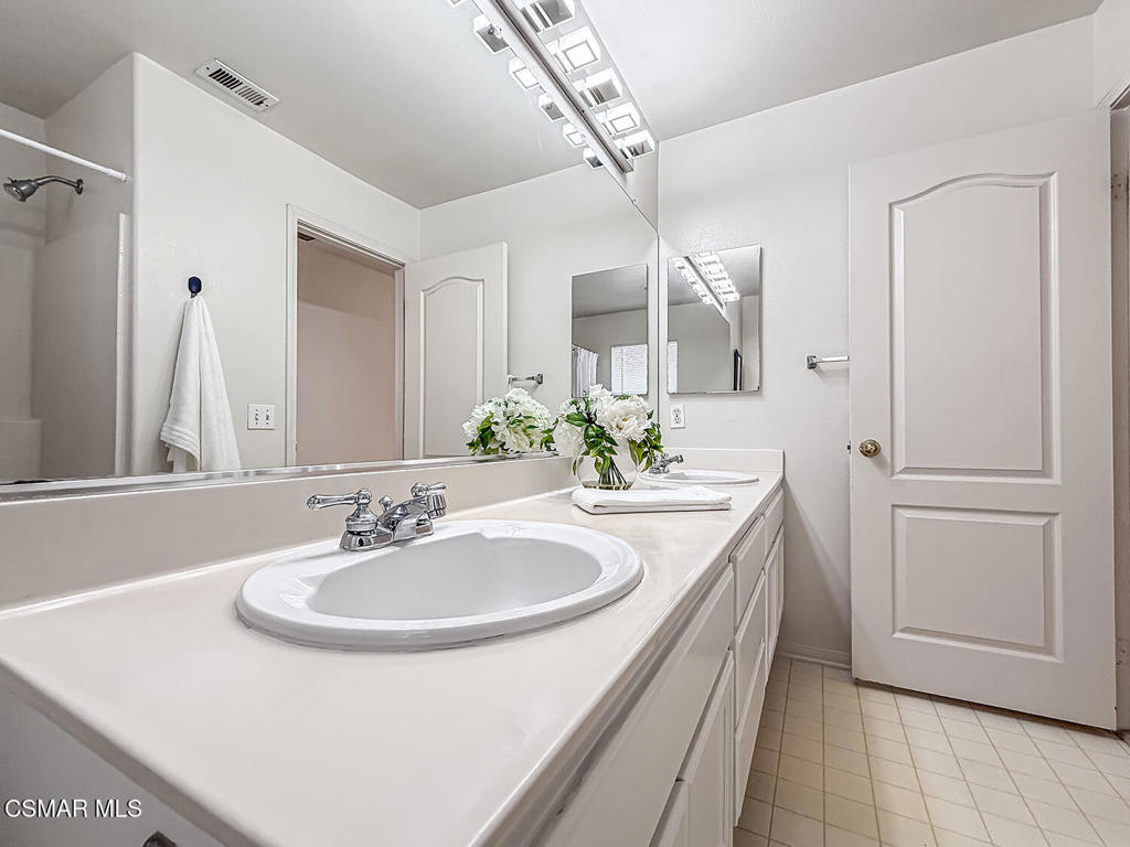 442 Fallbrook Avenue Property Photo 32