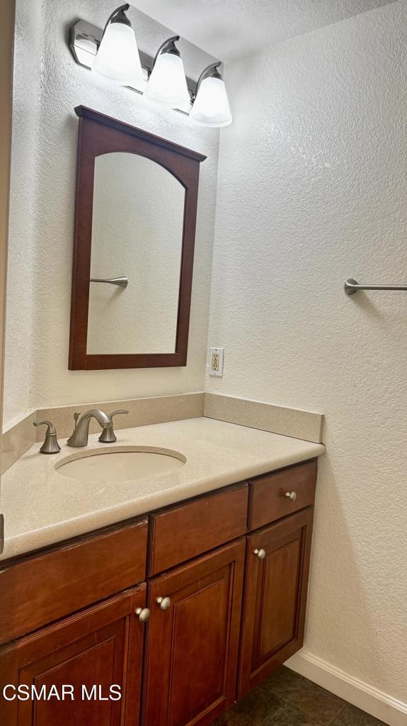688 Indian Oak Lane 107 Property Photo 10