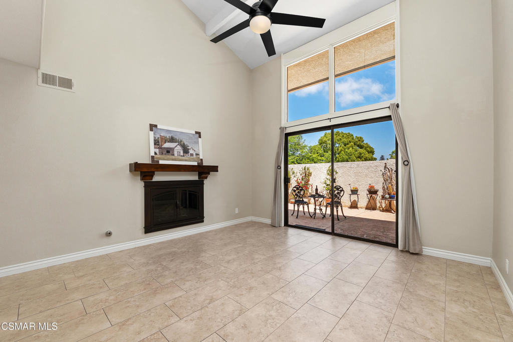 218 Mariposa Drive Property Photo 9