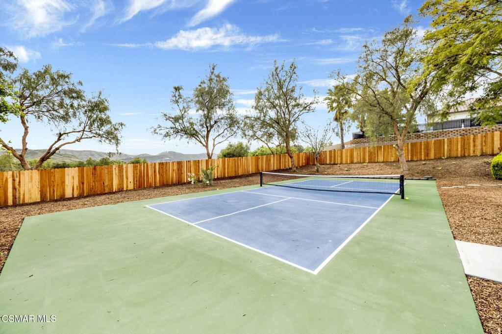 1154 La Jolla Drive Property Photo 53