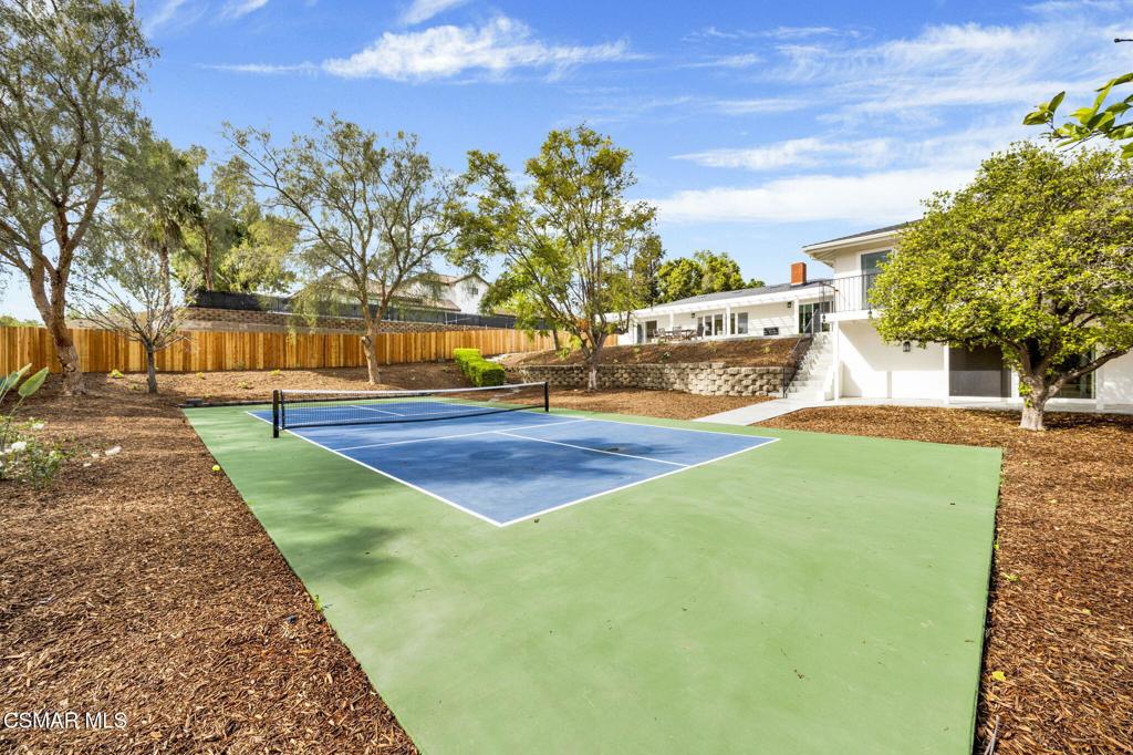 1154 La Jolla Drive Property Photo 55