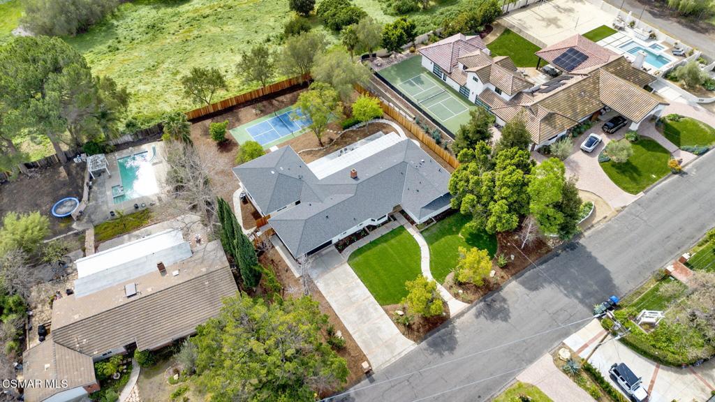 1154 La Jolla Drive Property Photo 60