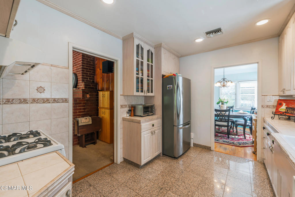 5835 Beck Avenue Property Photo 17