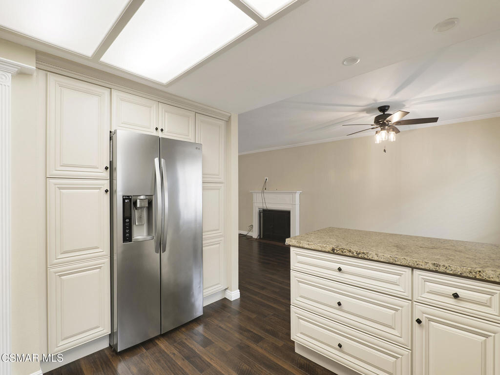 2162 Euclid Avenue Property Photo 10