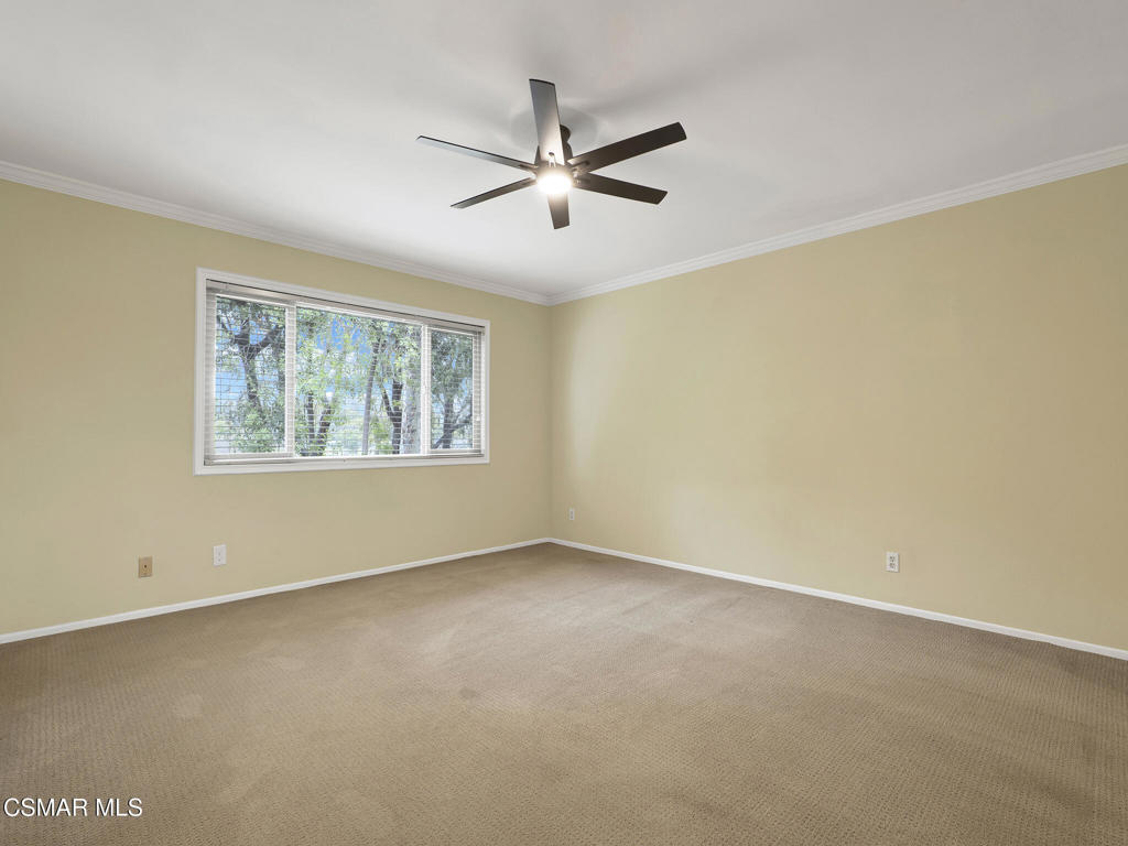 2162 Euclid Avenue Property Photo 15