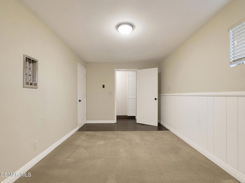 2162 Euclid Avenue Property Photo 20