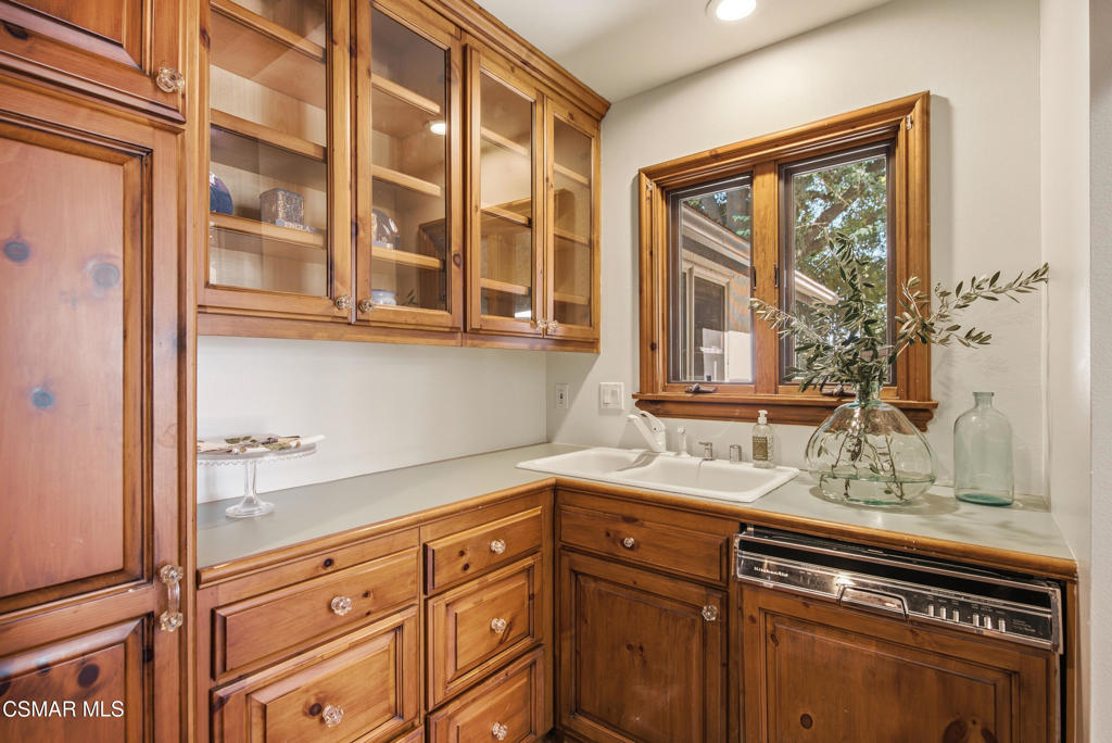 5676 Colodny Drive Property Photo 46